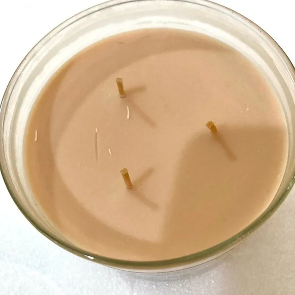 Salty Caramel Bath & Body Works Candle - Picture 6 of 6